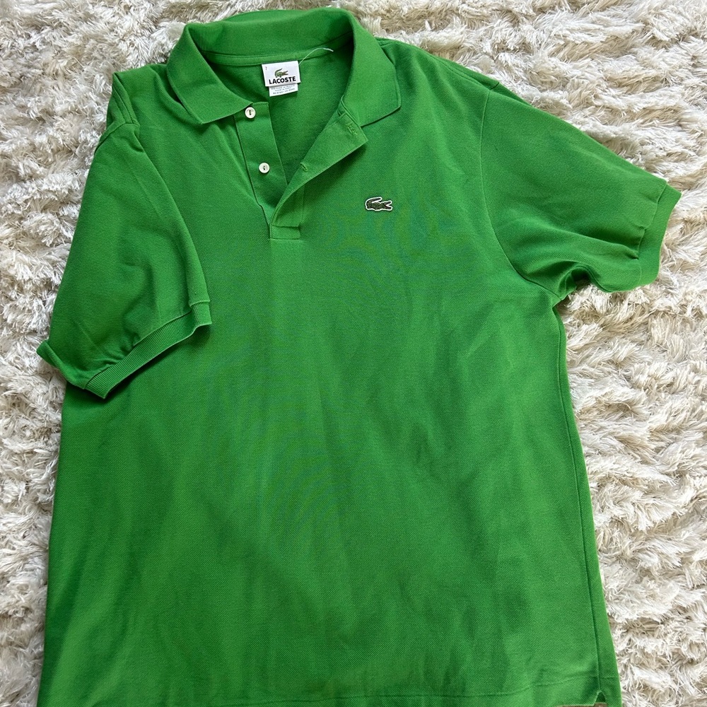 Men’s Lacoste polo classic shirt like new. Maybe it is new lol